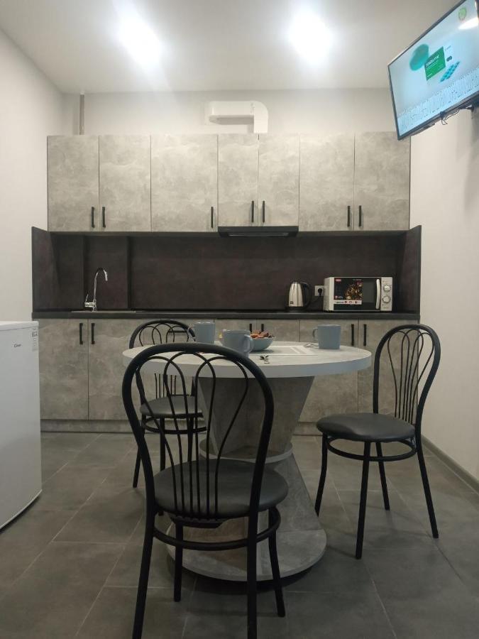 Apartment Edelweiss Užhorod Esterno foto