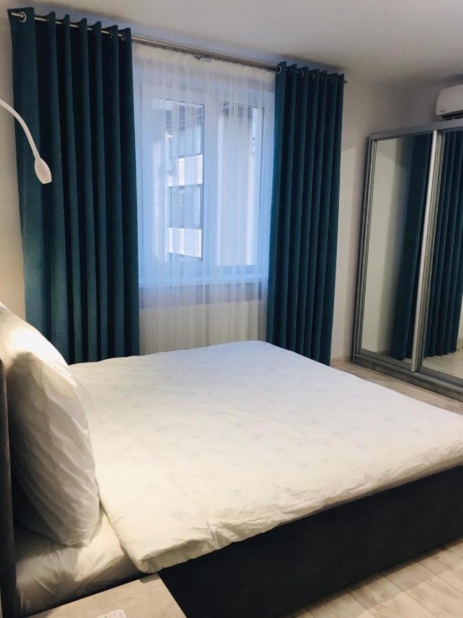 Apartment Edelweiss Užhorod Esterno foto