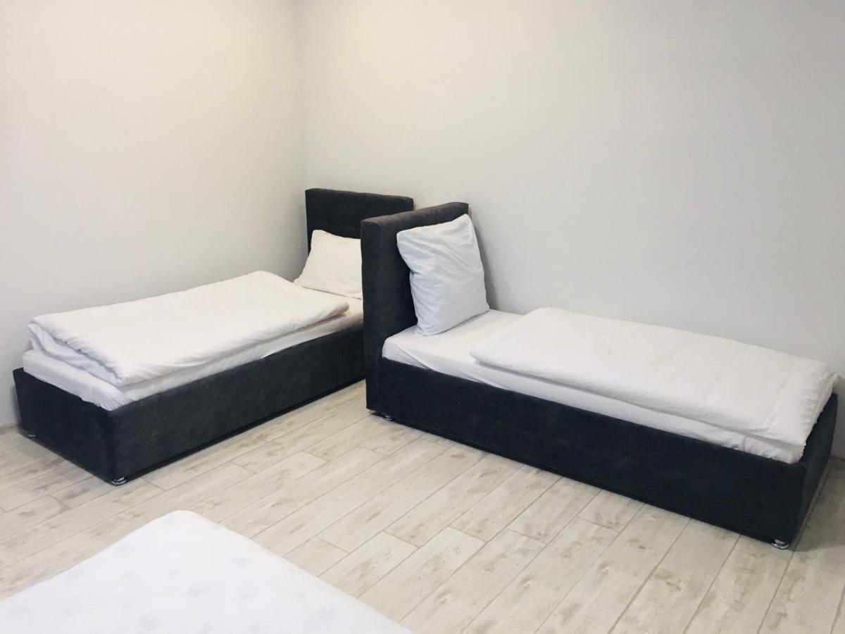 Apartment Edelweiss Užhorod Esterno foto