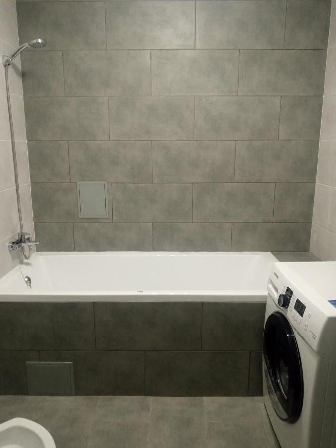 Apartment Edelweiss Užhorod Esterno foto
