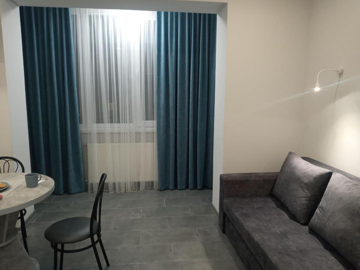 Apartment Edelweiss Užhorod Esterno foto