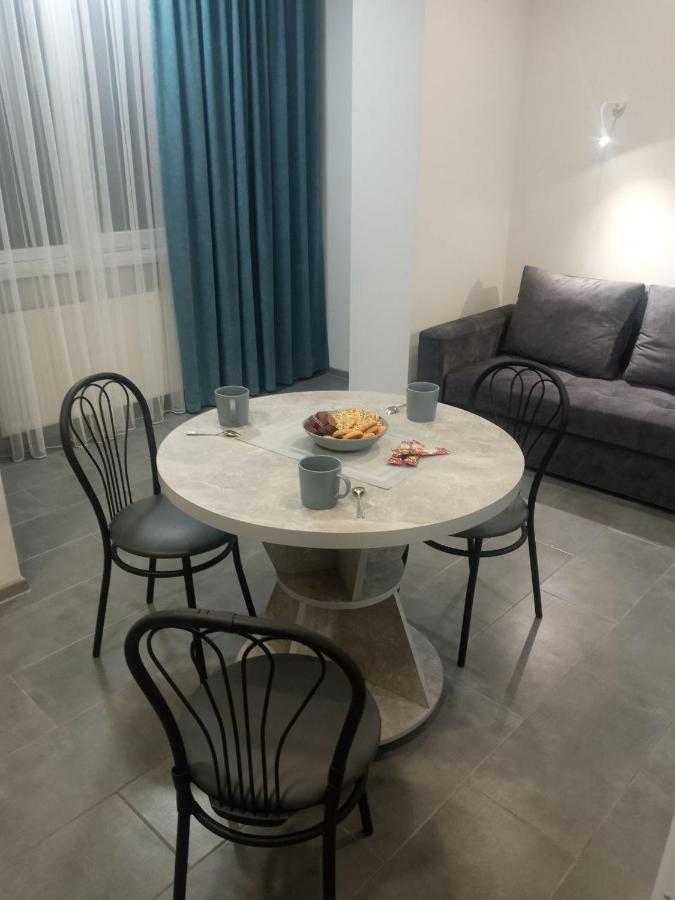 Apartment Edelweiss Užhorod Esterno foto